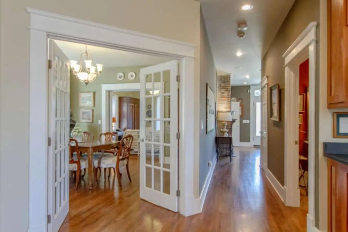 Huge Vandy Home Minutes To Downtown Walk To Grocery Nashville Holiday home