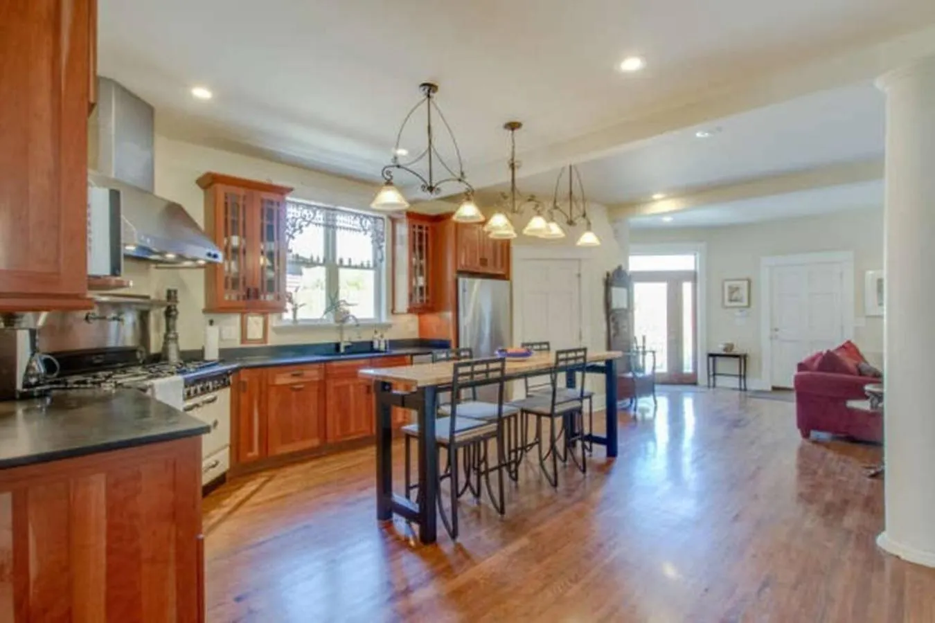 Huge Vandy Home Minutes To Downtown Walk To Grocery Nashville Holiday home